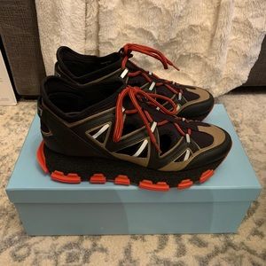 NIB Lanvin open runner sneakers